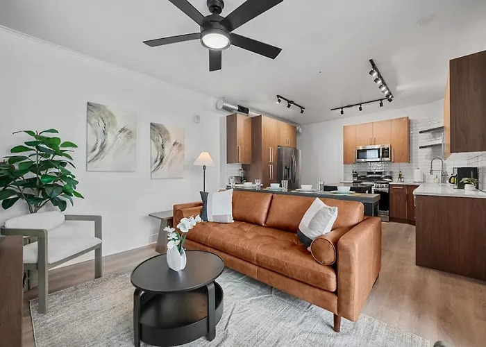 Pfr - Highland, 3br 2ba Shadyside Condo, 2 Decks And Off-street Parking * Pittsburgh